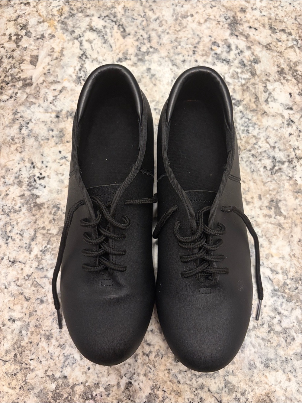 Women’s tap shoes.
